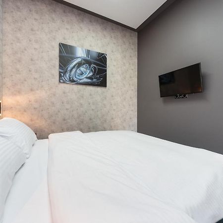 Luxury Apartments Arena Guliver Киев Екстериор снимка