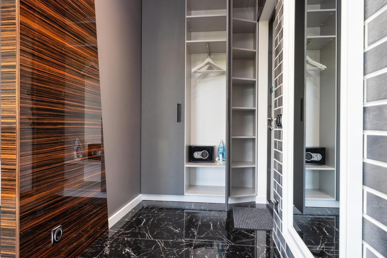 Luxury Apartments Arena Guliver Киев Екстериор снимка
